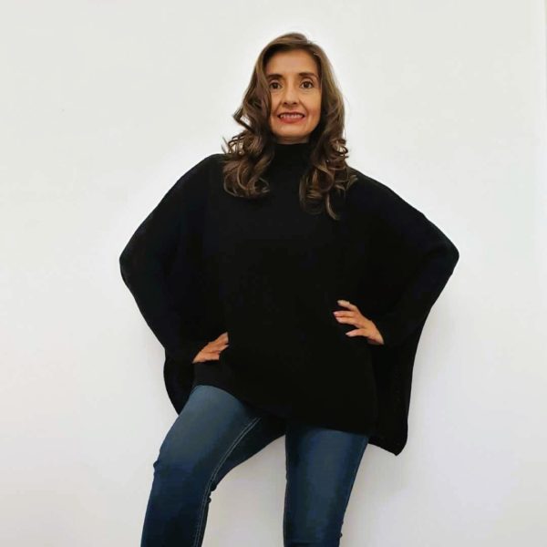 poncho-yuki-racun-charlot-store-quito-ecuador-negro-1