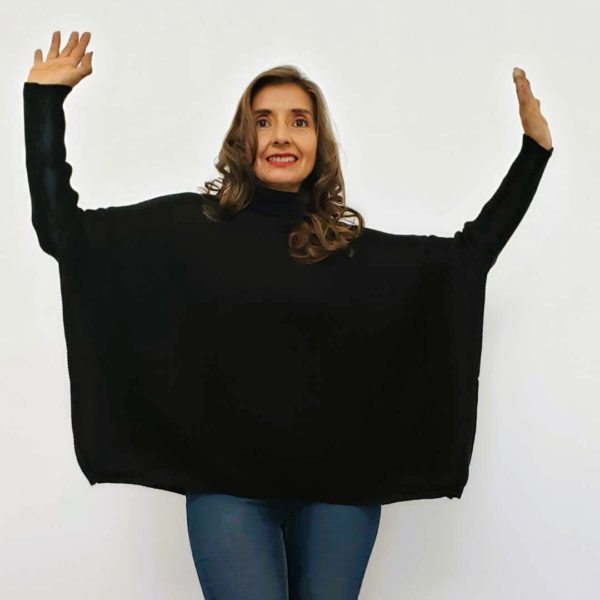 poncho-yuki-racun-charlot-store-quito-ecuador-negro-2