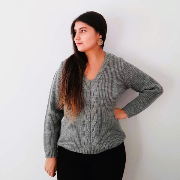 sweater-cuello-en-V-Mai-gris